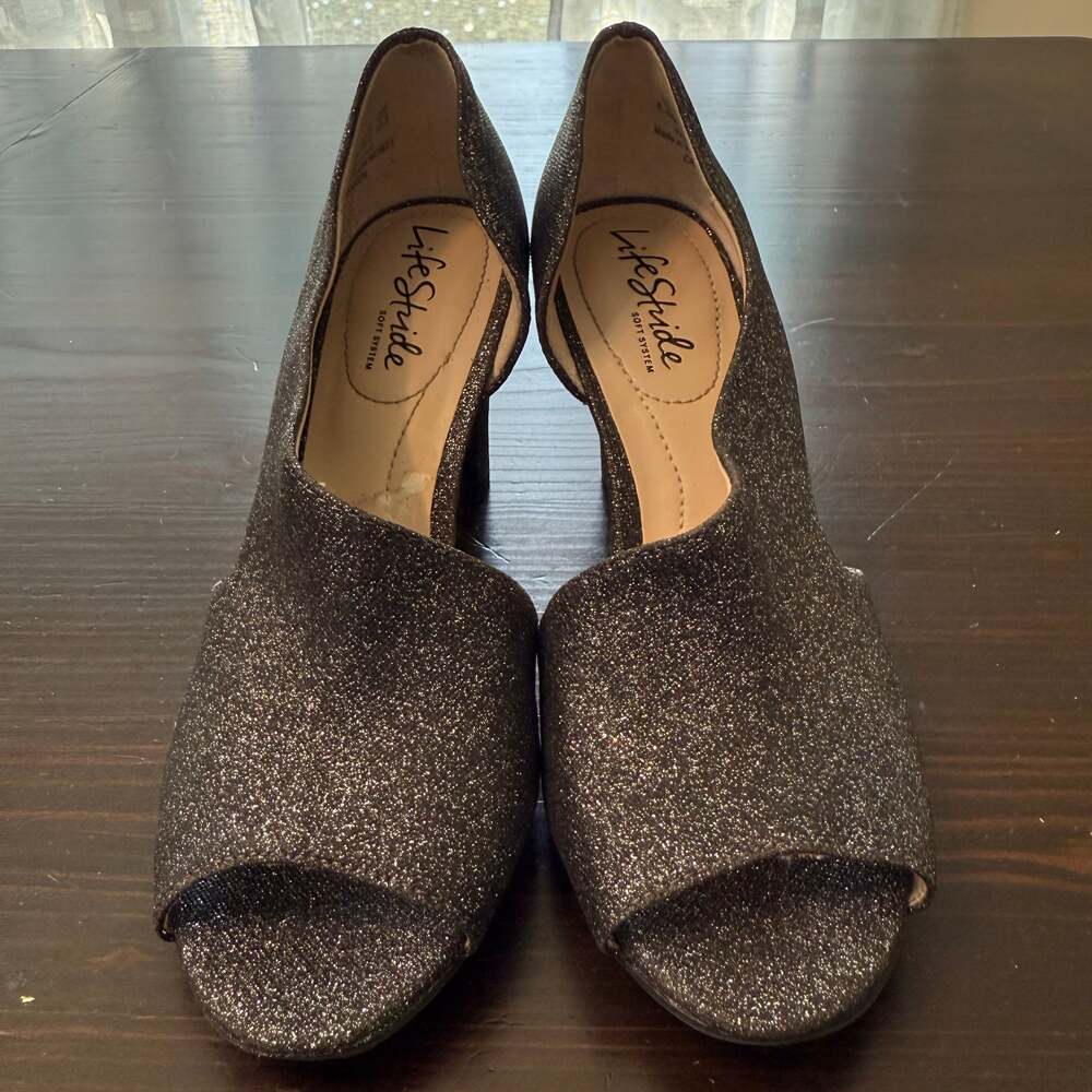 Life Stride Silver Glitter‎ Peep Toe Heels